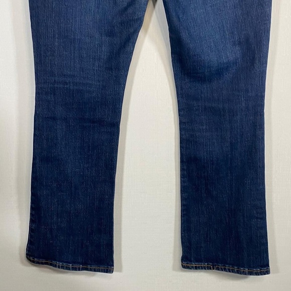 Levi's Demi Curve Mid Rise Boot Cut Dark Wash Jean - Picture 8 of 15